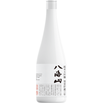 Bottle shot for  Hakkaisan "Yukimuro" 3 Years Snow Aged Junmai Diaginjo