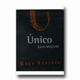 Label shot for 2004 Unico Cabernet Sauvignon